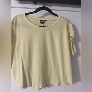 Mono b tee size small